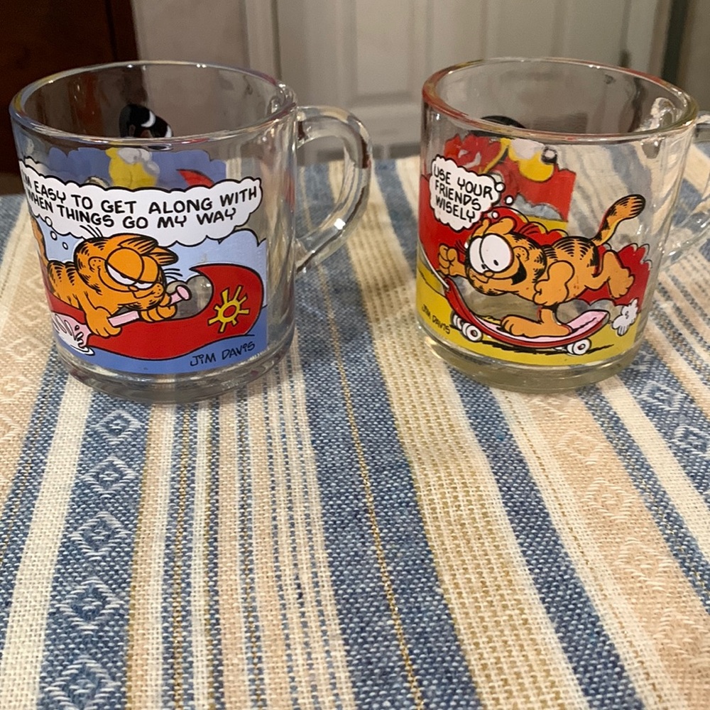 2 Garfield 1978 McDonalds Vintage‎ Retro Mugs 1970s